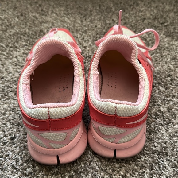 Pink Ombré Nike Free Run size 8w - Picture 2 of 4